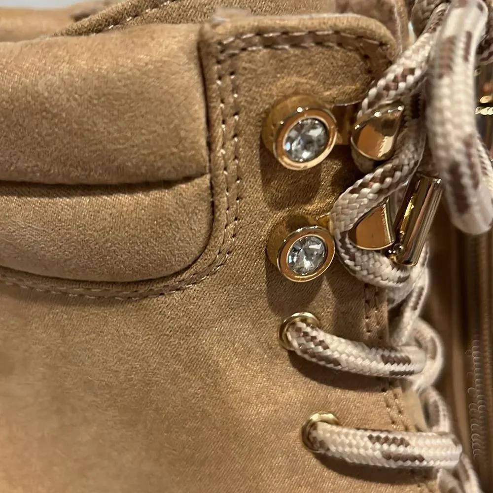 NWOT JLO Jennifer Lopez Georgia Booties Size 9.5.